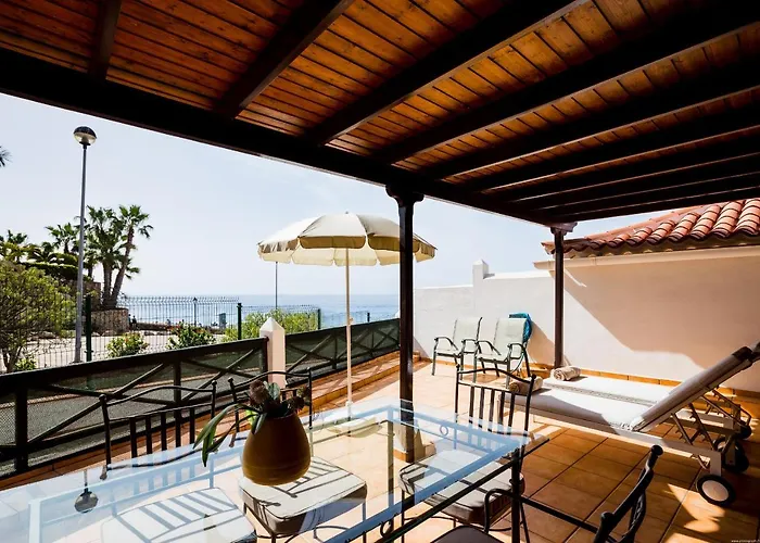 El Beril Ocean Front 아데제