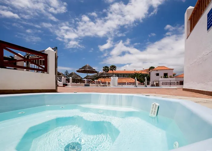 El Beril Ocean Front 펜션 아데제