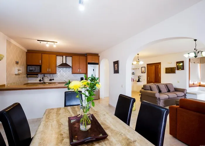 El Beril Ocean Front * Адехе